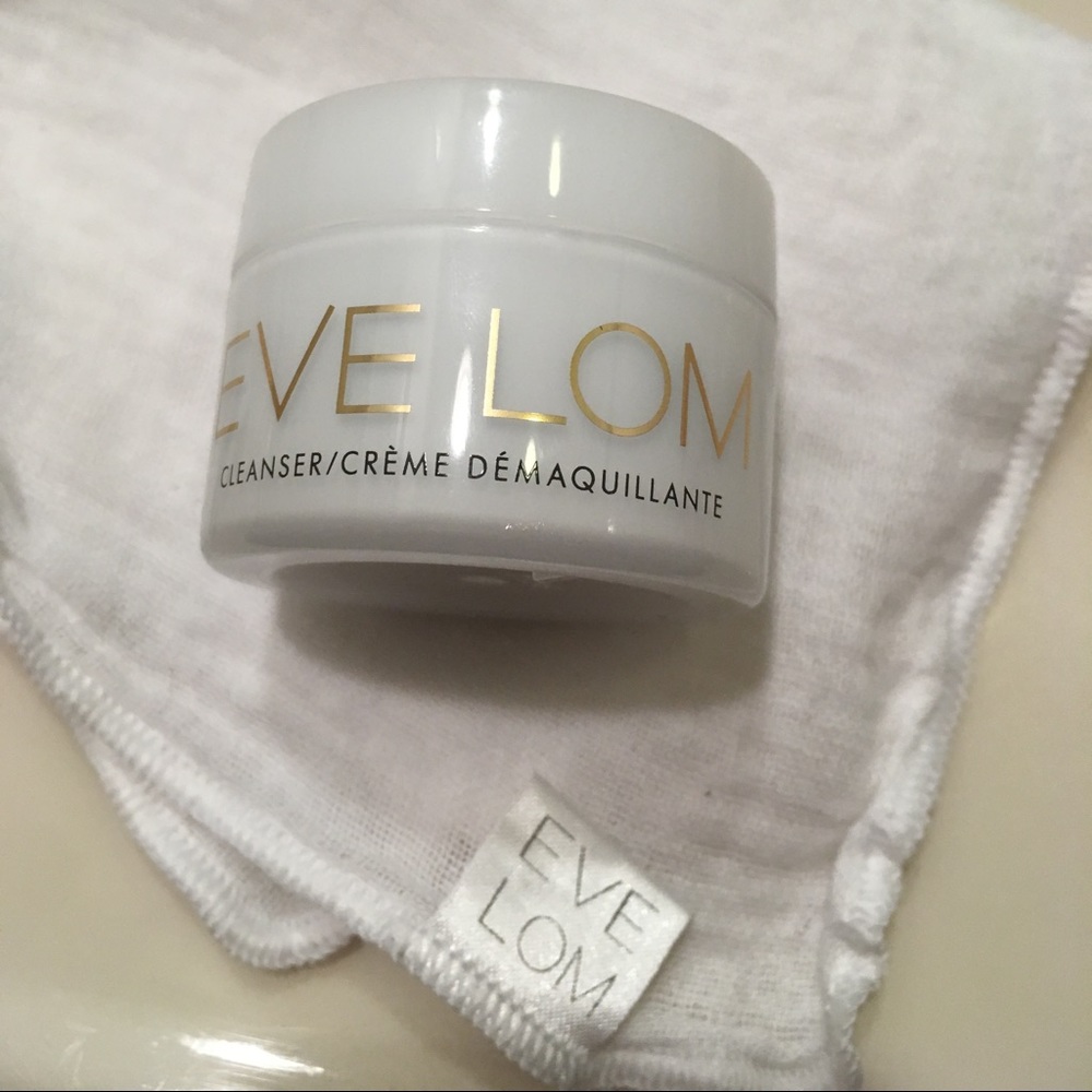 Eve Lom cleanser and Muslin cloth